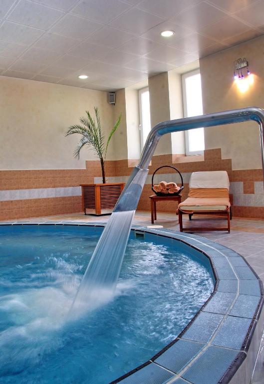 Hotel Prezident Palić Exteriör bild