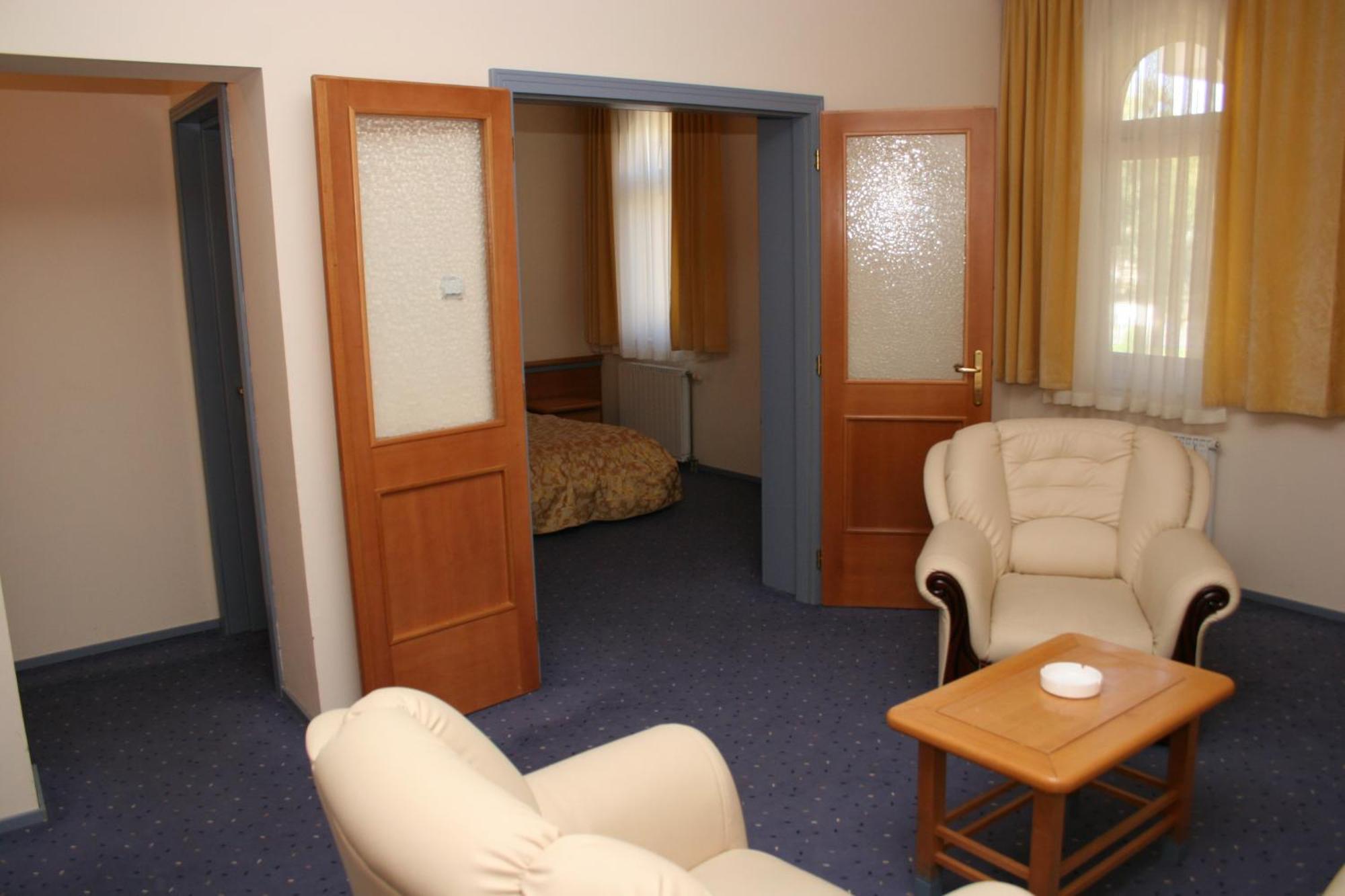 Hotel Prezident Palić Rum bild