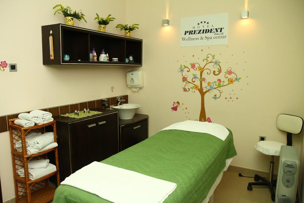 Hotel Prezident Palić Exteriör bild