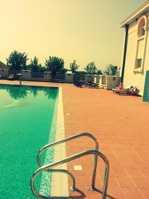 Hotel Prezident Palić Exteriör bild
