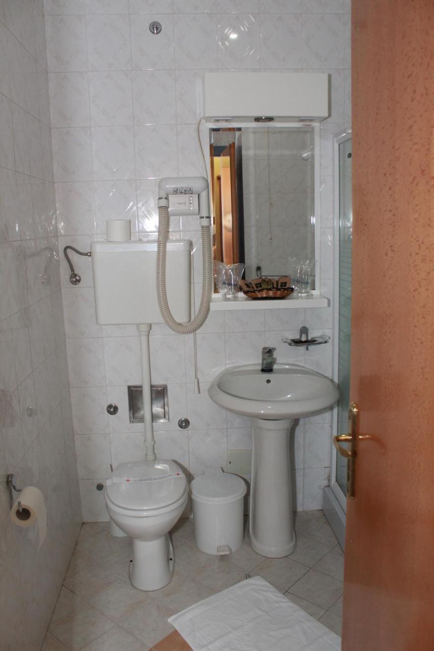 Hotel Prezident Palić Exteriör bild