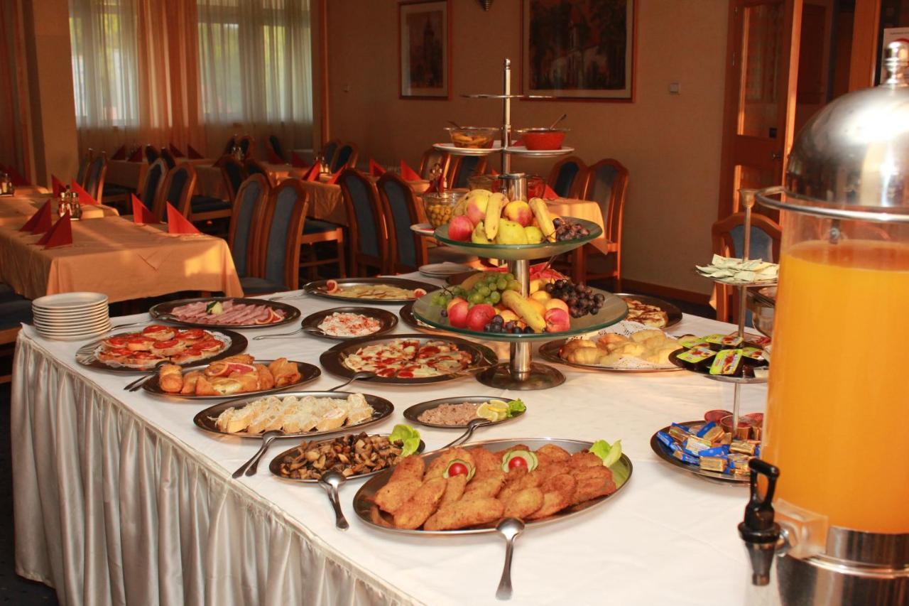 Hotel Prezident Palić Exteriör bild